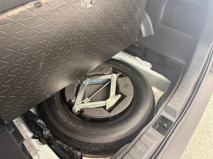 2019 Toyota RAV4 GXL AXAH52R White