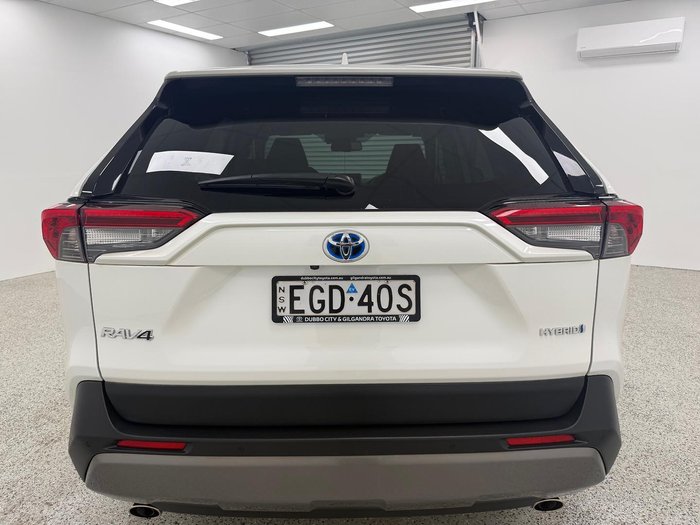 2019 Toyota RAV4 GXL AXAH52R White