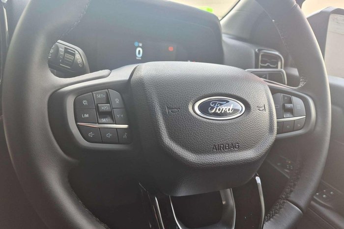 2025 Ford Everest Trend