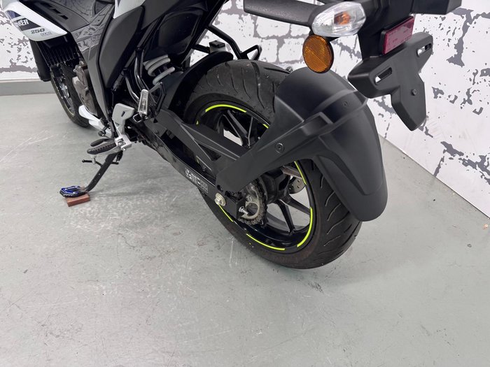 2025 Suzuki Gixxer 250 Gixxer Blue