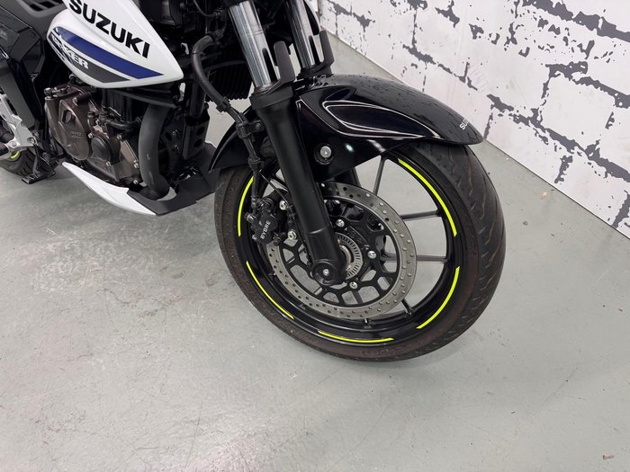 2025 Suzuki Gixxer 250 Gixxer Blue