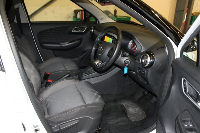 2022 MG MG3