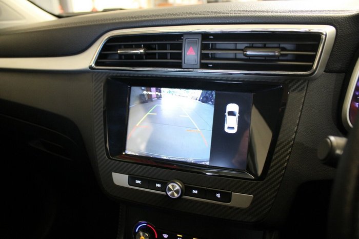 2023 MG ZS