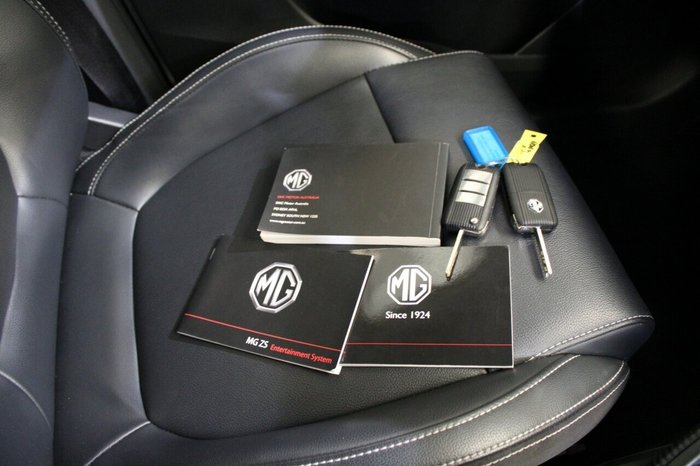 2023 MG ZS
