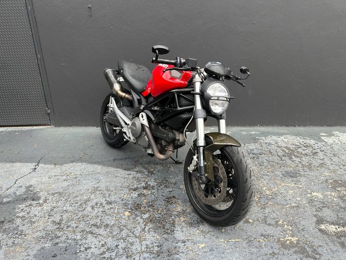 2008 Ducati MONSTER 696 RED
