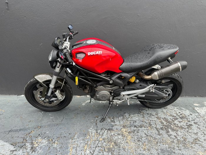 2008 Ducati MONSTER 696 RED