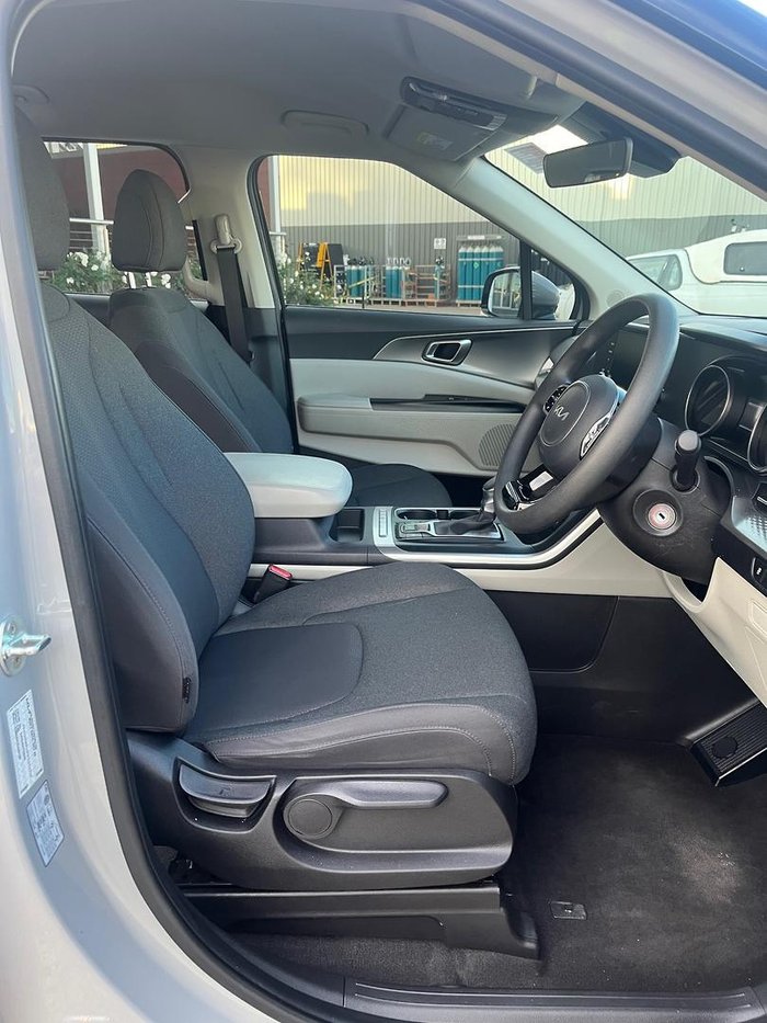 2022 Kia Carnival S