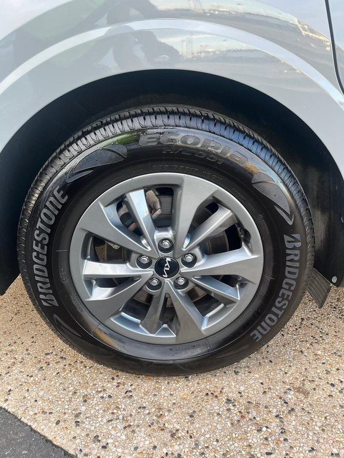 2022 Kia Carnival S