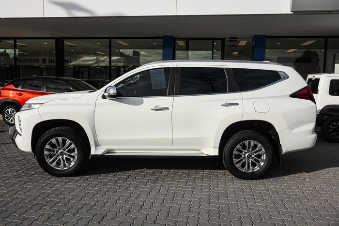 2021 Mitsubishi Pajero Sport GLX