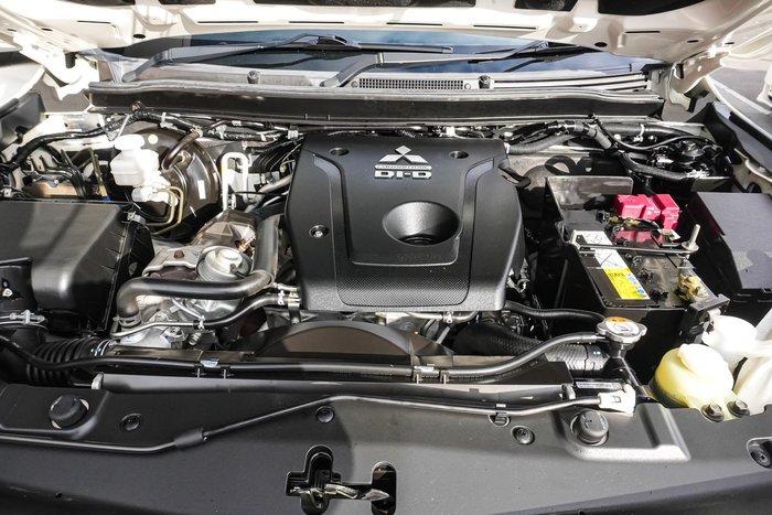 2021 Mitsubishi Pajero Sport GLX