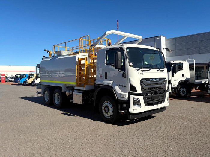 2026 Isuzu Fvz 260-300 R46 At 6X4 14000L Watercart