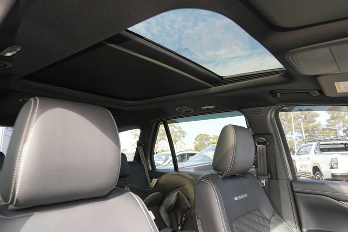 2025 Ford Everest Platinum