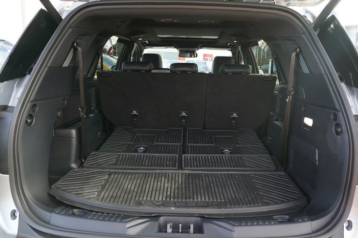 2025 Ford Everest Platinum