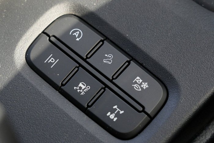 2025 Ford Everest Ambiente