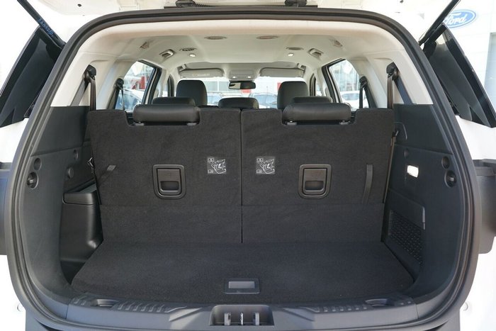 2025 Ford Everest Ambiente