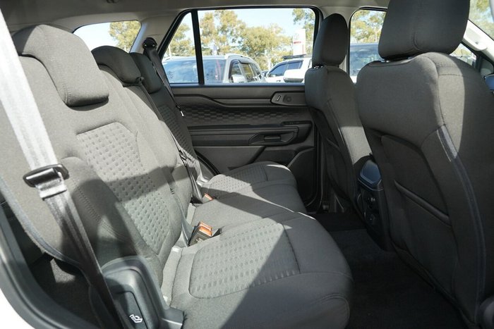 2025 Ford Everest Ambiente