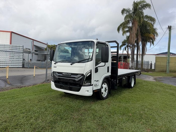 2025 Isuzu N Series NQR 88/80-190 MT D34 White