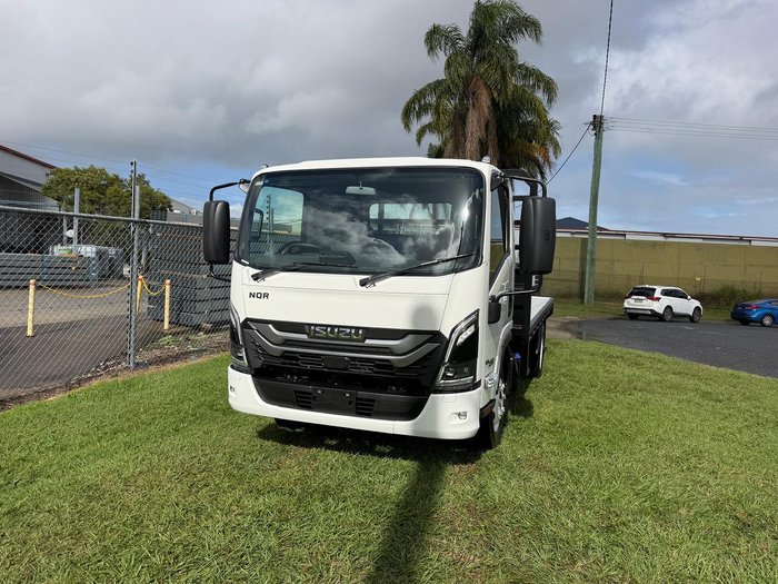 2025 Isuzu N Series NQR 88/80-190 MT D34 White