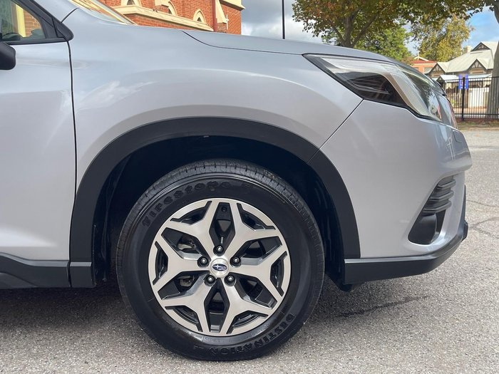 2024 Subaru Forester 2.5i