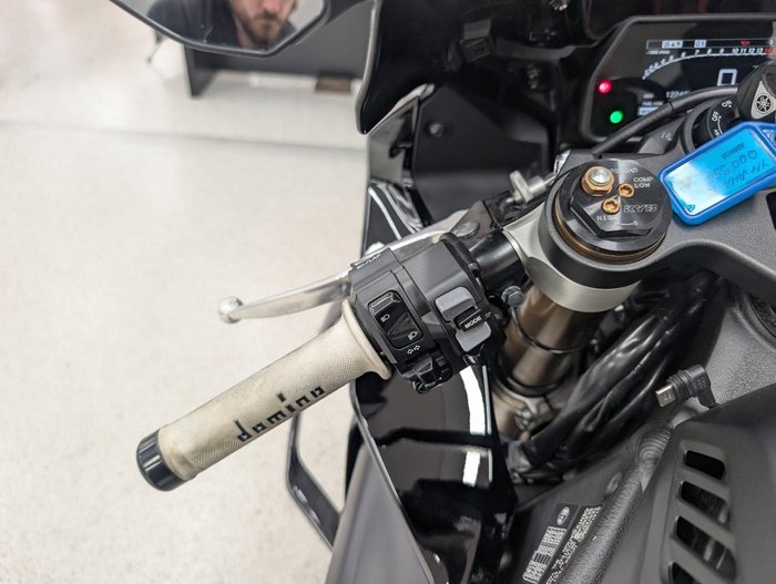 2025 YAMAHA YZF-R1 Black