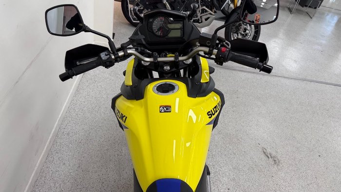 2024 Suzuki V-STROM 650XT LAMS (DL650XAUE) Yellow