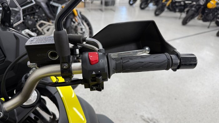 2024 Suzuki V-STROM 650XT LAMS (DL650XAUE) Yellow