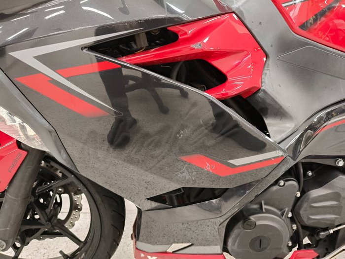 2019 Kawasaki NINJA 400 Red
