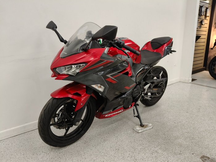 2019 Kawasaki NINJA 400 Red