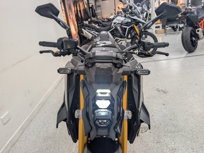 2023 Suzuki GSX-S1000 Black