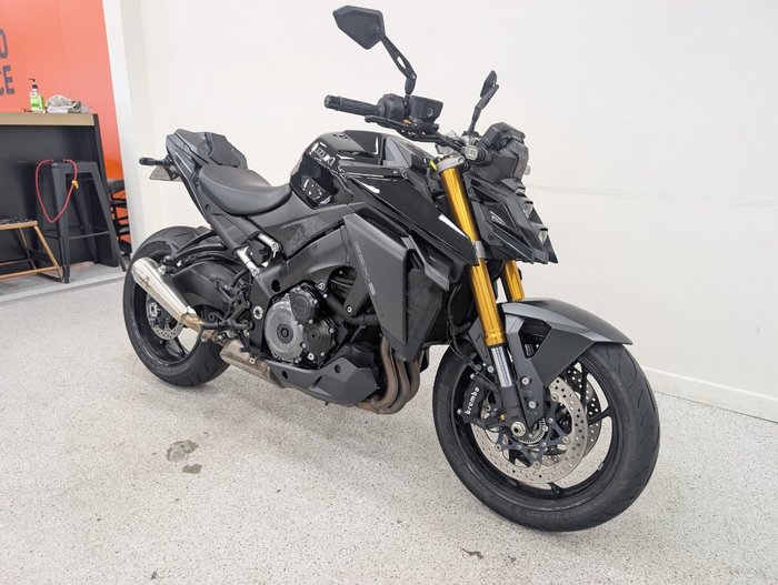 2023 Suzuki GSX-S1000 Black