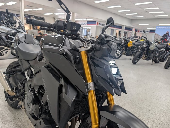 2023 Suzuki GSX-S1000 Black