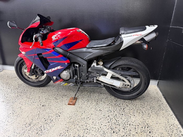 2005 Honda CBR600RR RED