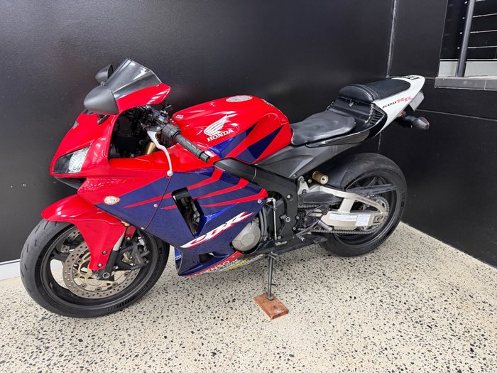 2005 Honda CBR600RR RED