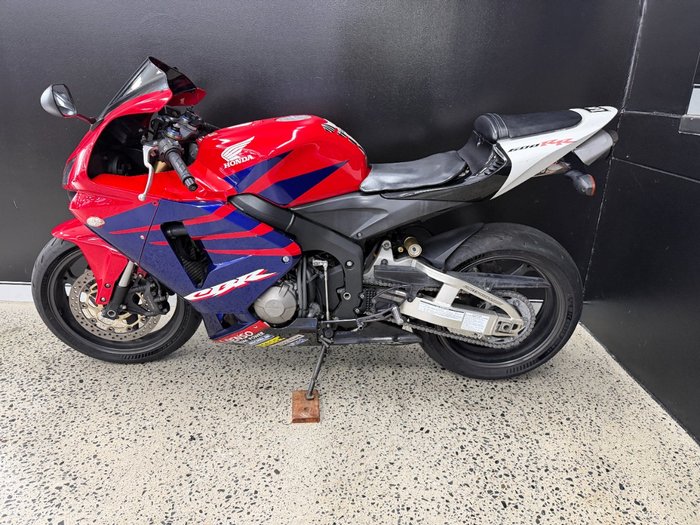 2005 Honda CBR600RR RED