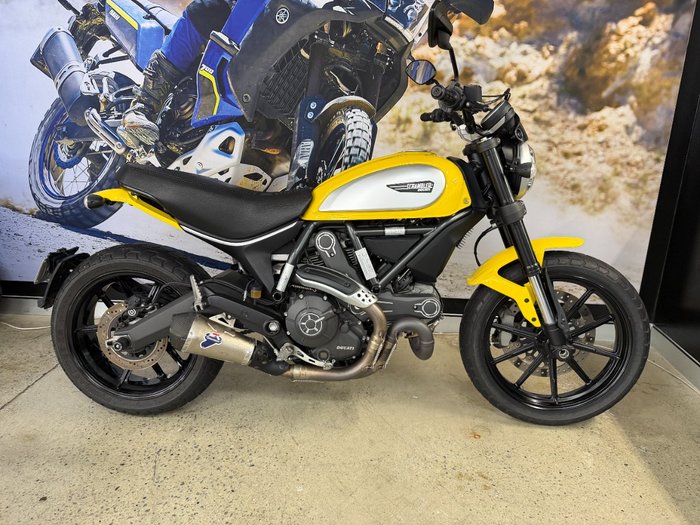 2016 DUCATI SCRAMBLER ICON YELLOW