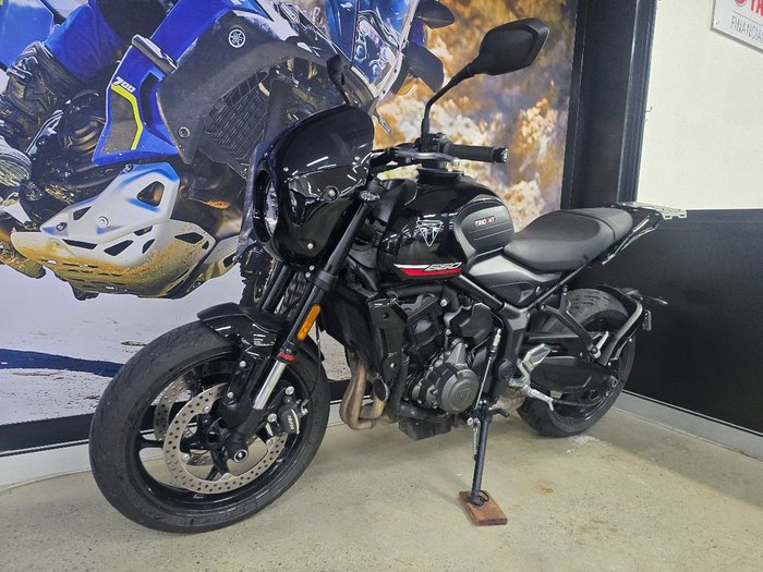2025 Triumph TRIDENT 660 BLACK