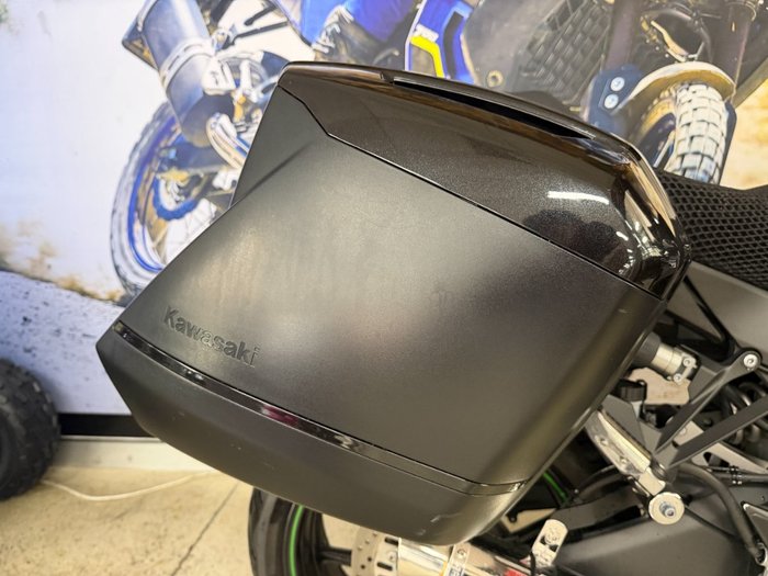 2023 Kawasaki NINJA 1000SX GREEN
