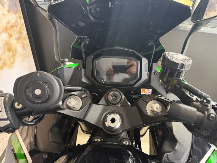 2023 Kawasaki NINJA 1000SX GREEN