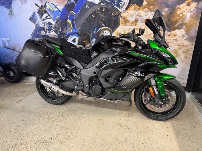 2023 Kawasaki NINJA 1000SX GREEN