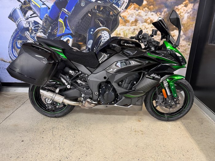 2023 Kawasaki NINJA 1000SX GREEN
