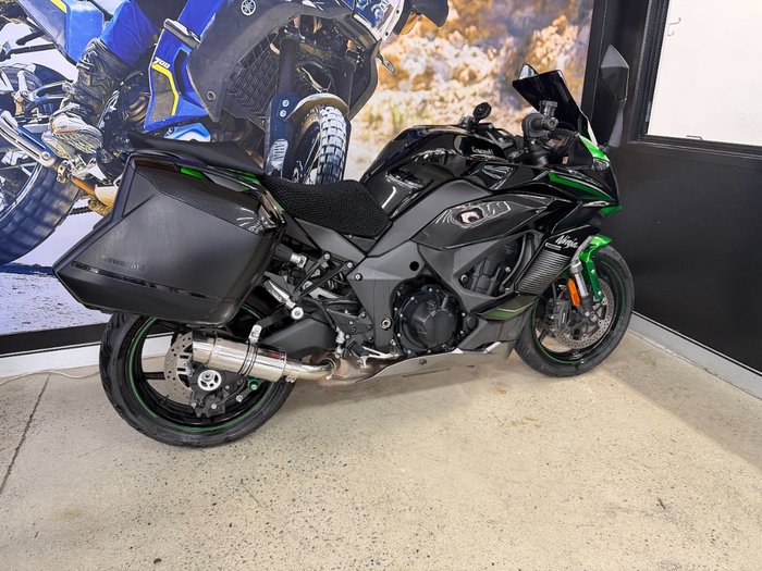2023 Kawasaki NINJA 1000SX GREEN
