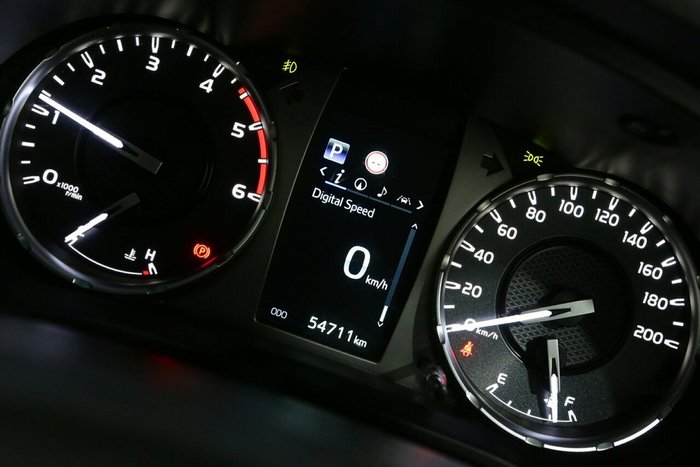 2021 Toyota Hilux SR5