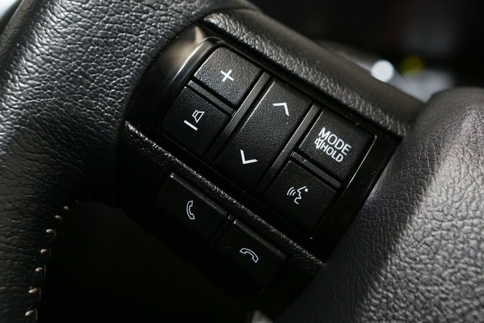2021 Toyota Hilux SR5