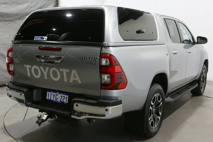 2021 Toyota Hilux SR5