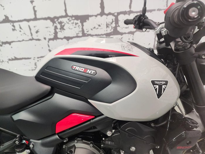 2026 Triumph Trident 800 Trident Grey