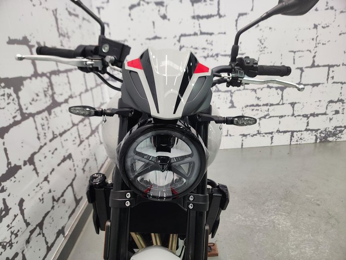 2026 Triumph Trident 800 Trident Grey