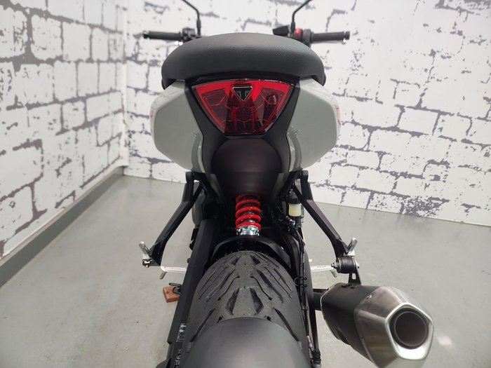 2026 Triumph Trident 800 Trident Grey