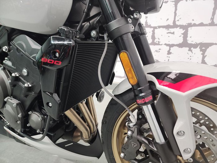 2026 Triumph Trident 800 Trident Grey