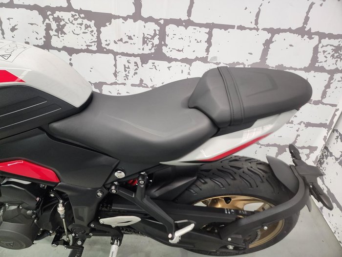2026 Triumph Trident 800 Trident Grey