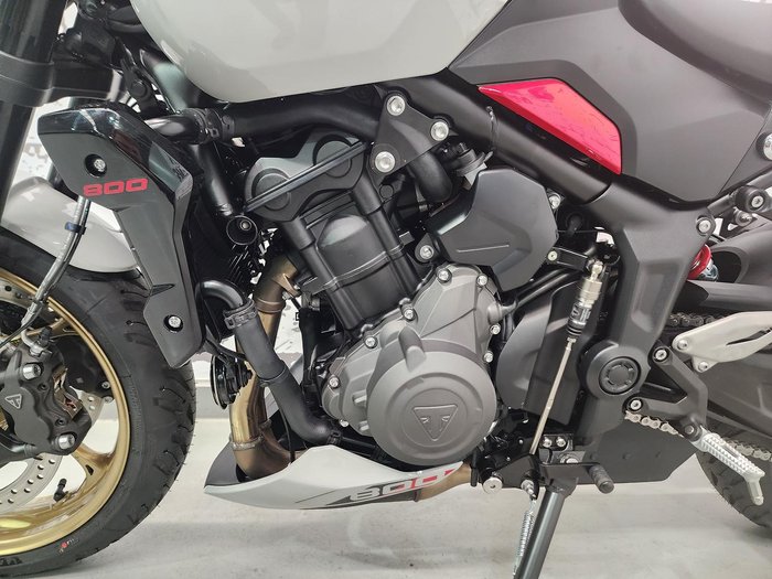 2026 Triumph Trident 800 Trident Grey